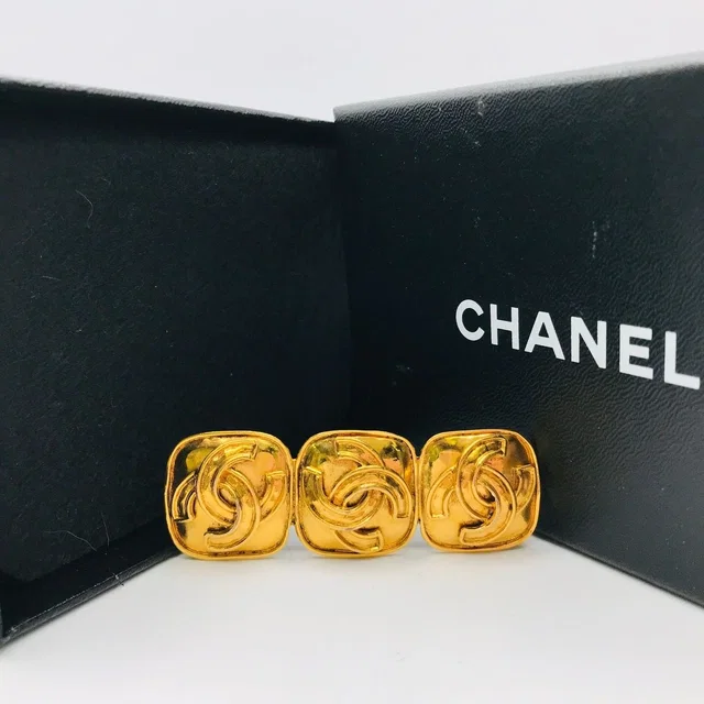 Chanel CC Logo Vintage Brooch Gold in Gold from The Reluxe