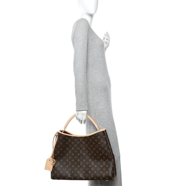Louis Vuitton Monogram Again in Canvas from FASHIONPHILE, photo 2 of 10