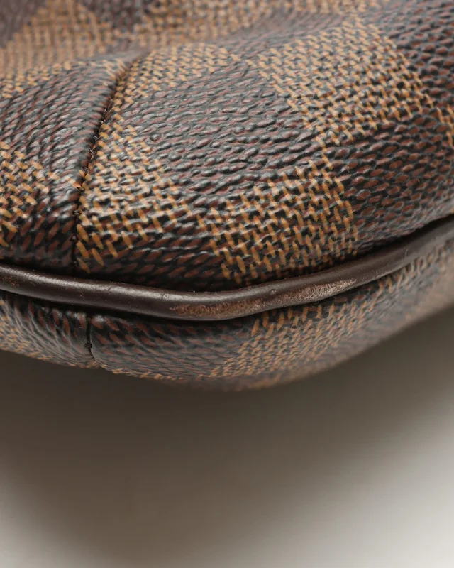 Louis Vuitton Damier Bloomsbury PM Bag from A Retro Tale, photo 8 of 12