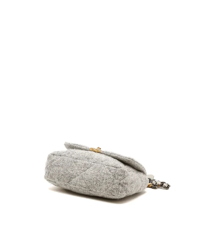 Chanel 19 Wool Flap Bag in Wool from A Retro Tale, photo 5 of 9