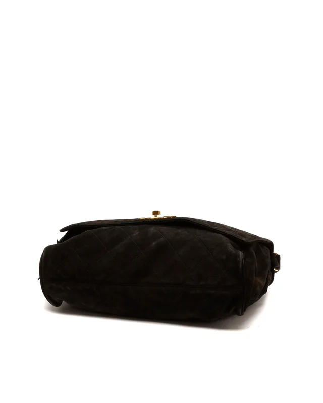Chanel CC Suede Tassel Messenger Flap Bag in Suede from A Retro Tale, photo 5 of 10