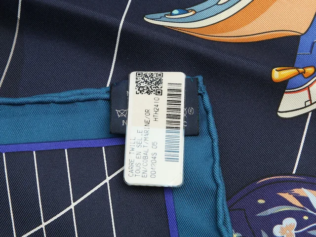 Hermès Tous en Selle Silk Scarf 90cm in Silk from Ann's Fabulous Finds, photo 4 of 6