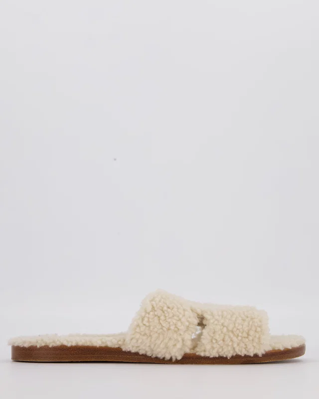 Hermès Ecru Shearling Izmir Sandal Size EU 42.5 from Sellier