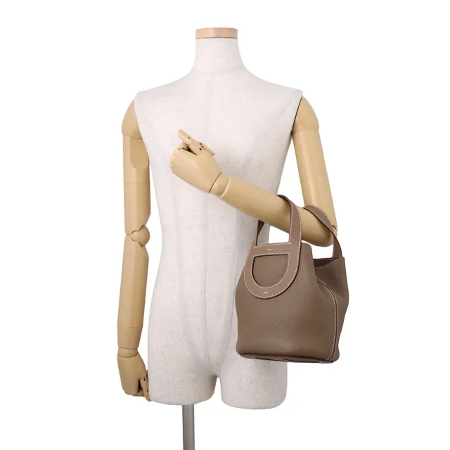 Hermès in-the-loop Tote Bag Etoupe Taurillon Clemence Swift Leather Size 18 in Taupe Clemence leather from GALLERY RARE, photo 5 of 15
