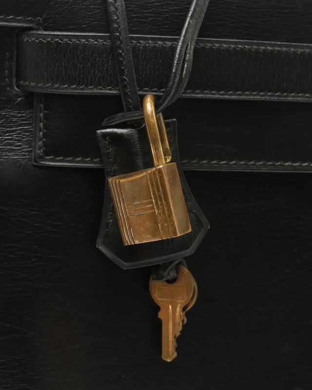 Hermès Kelly Sellier 32 Box Bag in Box leather from A Retro Tale, photo 10 of 14