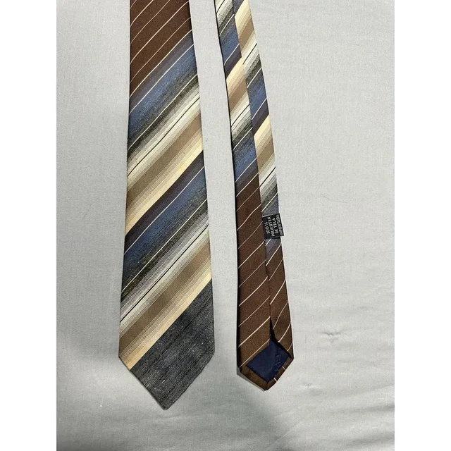 Givenchy Men's Scarf - Brown in red|brown from Depop, photo 1 of 1