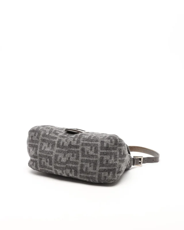 Fendi Zucca Mamma Tweed Bag in Tweed from A Retro Tale, photo 4 of 10