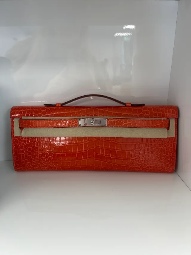 Hermès Kelly Cut Orange Poppy PHW Porosus shiny Leather Bag in Orange Porosus Shiny from Luxury Promise, photo 1 of 1