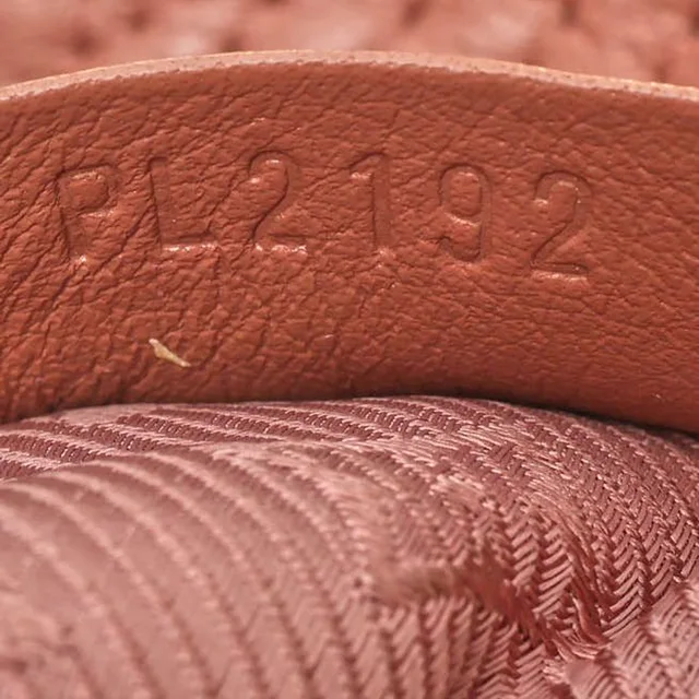 Louis Vuitton Monogram Altair Clutch Bag in Leather from A Retro Tale, photo 7 of 8