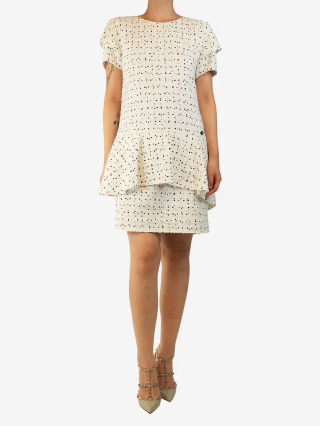 Chanel White tweed mini dress - size UK 14 in White Tweed from Sign of the Times