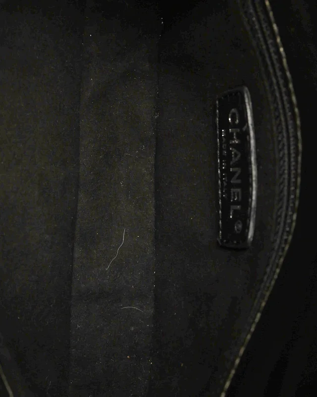 Chanel CC Choco Bar East West Bag in Patent leather from A Retro Tale, photo 7 of 8