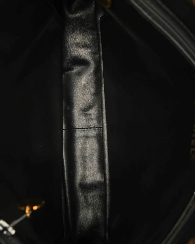 Chanel CC Timeless Tote Bag in Leather from A Retro Tale, photo 7 of 10