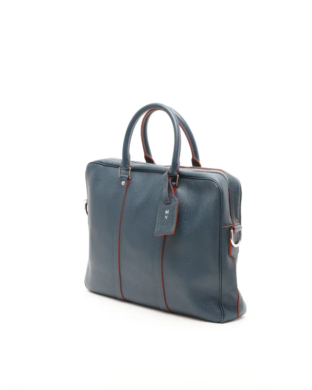 Louis Vuitton Taiga Porte-Documents Voyage PM Business Bag in Leather from A Retro Tale, photo 2 of 11