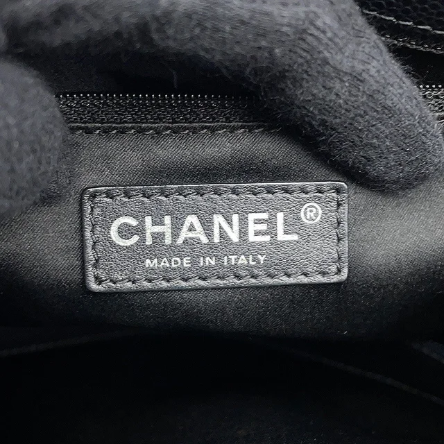 Chanel GST Chain Tote BlackA50995 Caviar Leather in Caviar leather from GALLERY RARE, photo 16 of 16