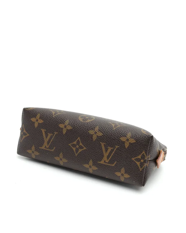 Louis Vuitton Monogram Cosmetic Pouch in Coated canvas from A Retro Tale, photo 4 of 9