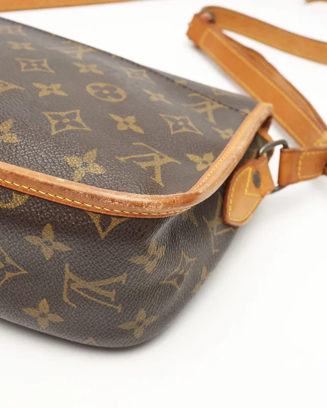 Louis Vuitton Monogram Gibeciere MM Bag in Coated canvas from A Retro Tale, photo 8 of 13