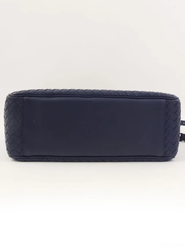 Bottega Veneta Trapeze 2-way handbag Navy from VINTAGE QOO TOKYO, photo 9 of 11