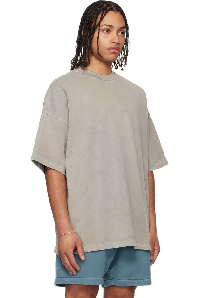Fear of God ESSENTIALS Gray Signature 90s T-shirt, photo 2 of 4 from SSENSE