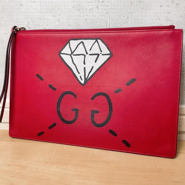 Gucci Clutch Ghost Second in Leather from The Reluxe