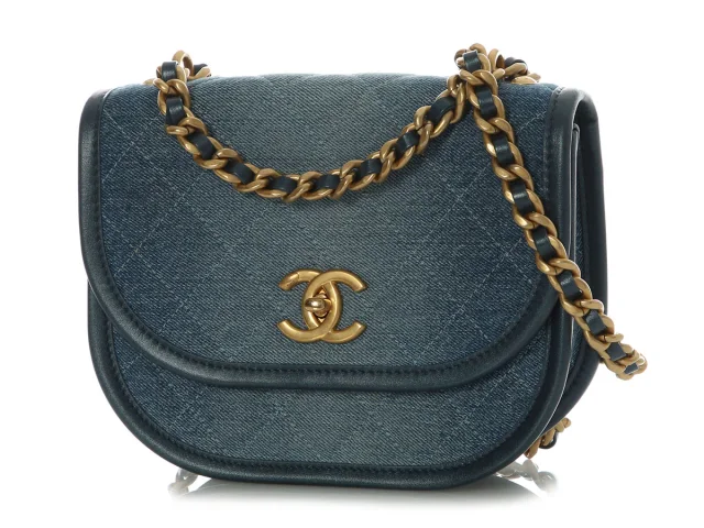 Chanel Small Denim Messenger Bag in Denim from Ann's Fabulous Finds, photo 3 of 10