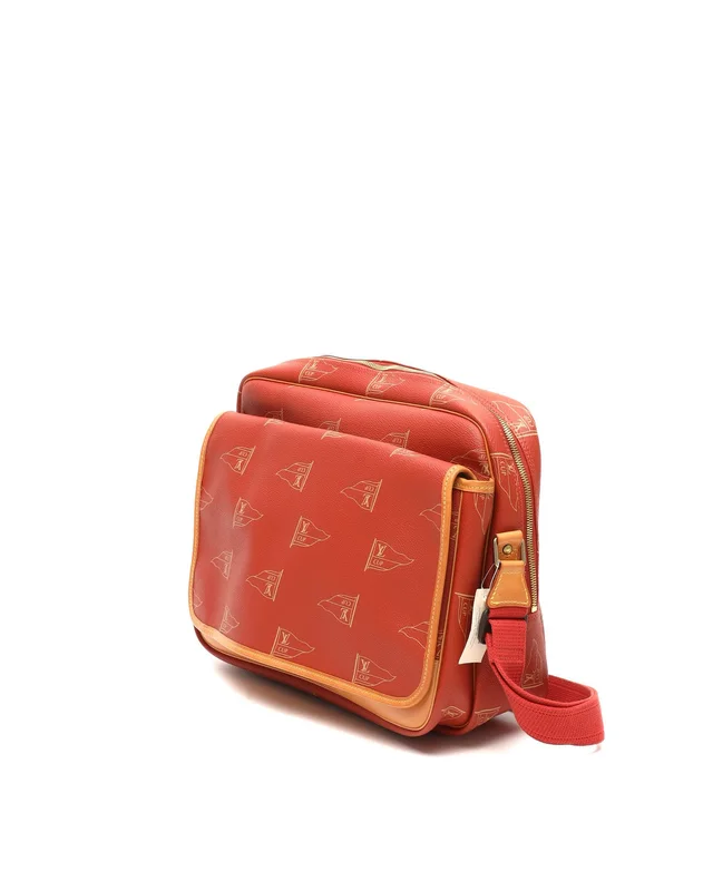 Louis Vuitton 1995 America's Cup Calvi Messenger Bag in Coated canvas from A Retro Tale, photo 2 of 12