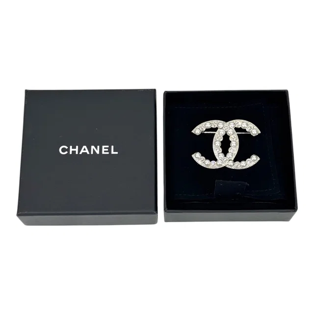 Chanel 22P CC Pearl & Crystal Brooch from Luxury Promise