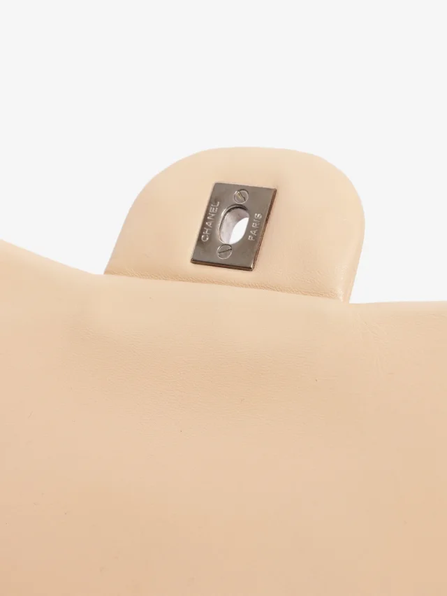 Chanel Beige 2009 classic single flap bag in Beige Woven leather from Sign of the Times, photo 9 of 10