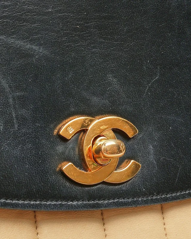 Chanel Mademoiselle Flap Bag in Leather from A Retro Tale, photo 6 of 11