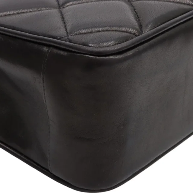 Chanel Matelassé Stitch CC Turnlock Tote Bag, Black, Made around 1995 in Black Lambskin from VINTAGE QOO TOKYO, photo 7 of 10