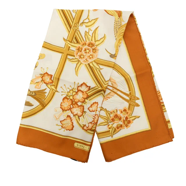 White Hermès Caraibes Silk Scarf 90 Scarves in White Silk from Designer Revival