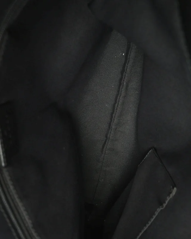 Gucci GG Shoulder Bag in Canvas from A Retro Tale, photo 7 of 8