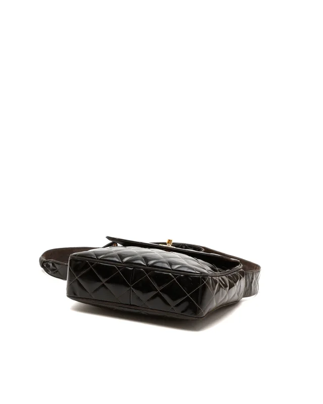 Chanel Patent Quilted Crossbody Bag in Patent leather from A Retro Tale, photo 5 of 8