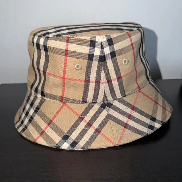 Burberry Women's Bucket hats - Tan/Cream in neutral|brown from Depop, photo 1 of 1