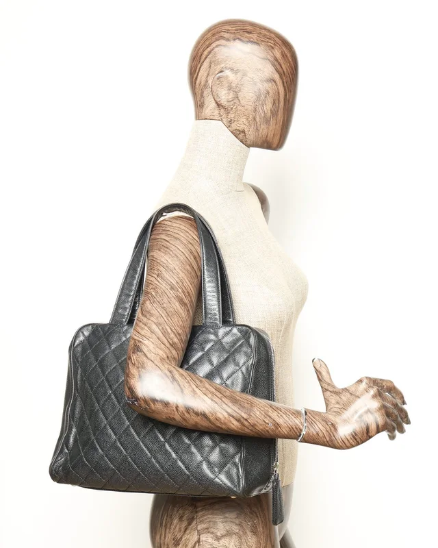Chanel Vintage Caviar CC Zip Around Bowler Bag in Caviar leather from A Retro Tale, photo 11 of 11