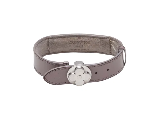 Light Purple Louis Vuitton Leather Flower Bracelet in Purple Leather from Designer Revival