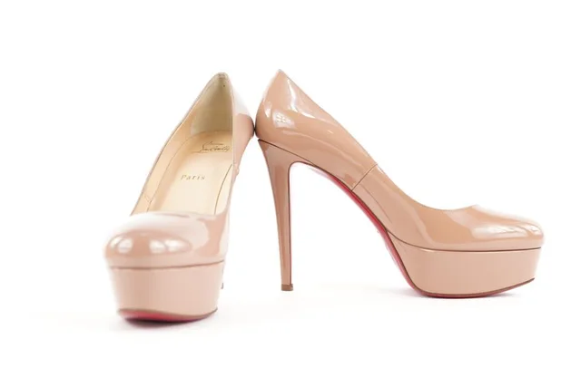 Christian Louboutin Size 39.5 Nude Bianca 120 Patent Calf Heels in Patent leather from Bagriculture