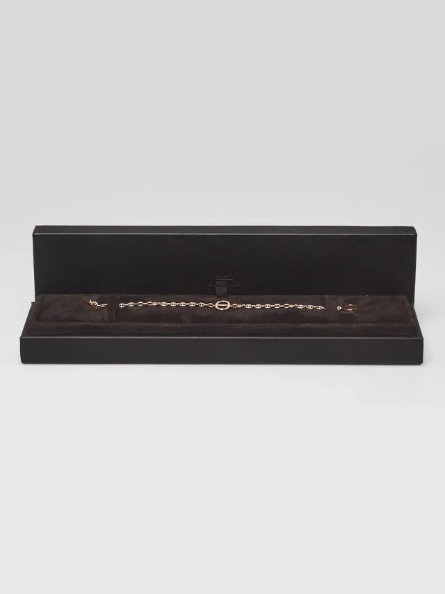 Hermès 18k Rose Gold and Diamond Chaine d'Ancre Contour Bracelet Size SH in Pink from Yoogis, photo 3 of 4