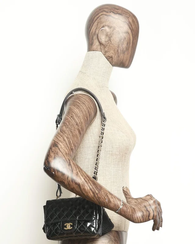 Chanel Patent Leather and Lace Mini Kiss Lock Double Sided Bag in Patent leather from A Retro Tale, photo 15 of 15