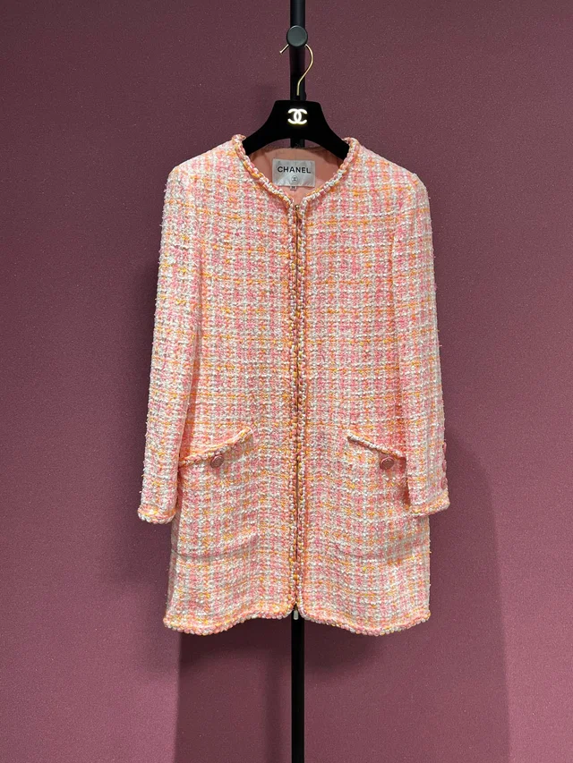 Chanel 2019 Cruise Blazer 38 from Luxury Promise
