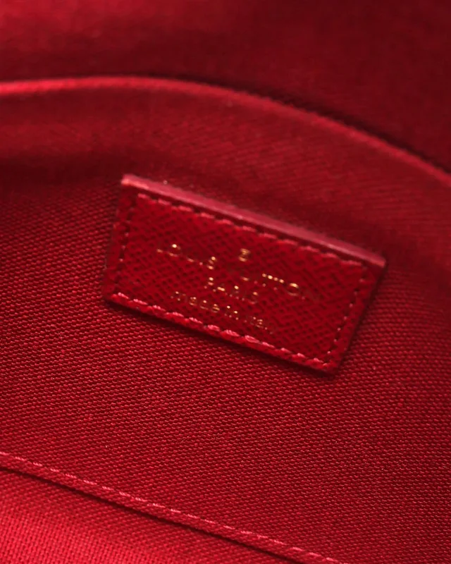 Louis Vuitton Monogram Pochette Félicie Bag from A Retro Tale, photo 7 of 10