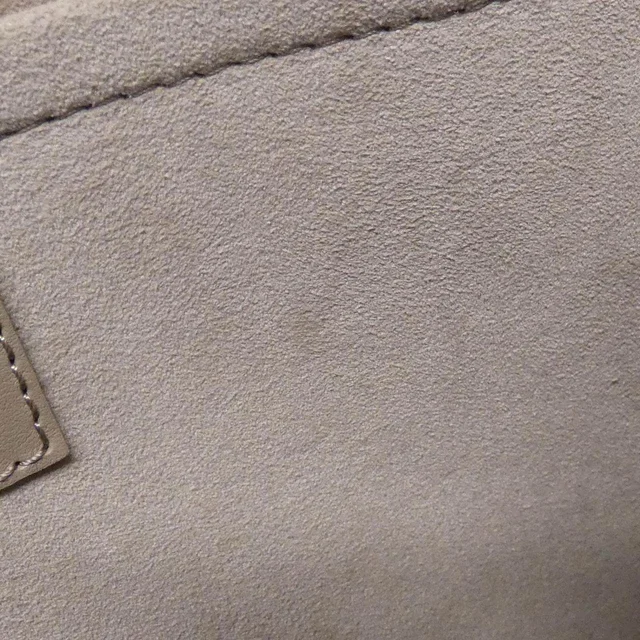 Louis Vuitton Monogram Empreinte Tote Bag in Beige Calfskin from LuxUness, photo 5 of 5