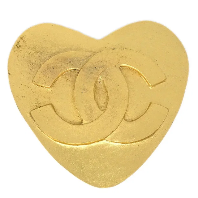 Chanel Heart Brooch Pin Corsage Gold 95P in Gold from AMORE Vintage Tokyo