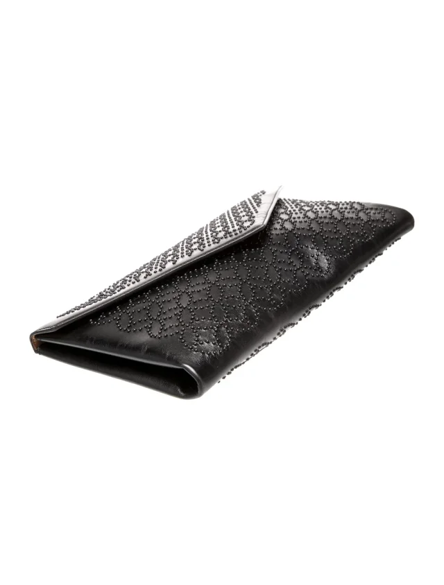 Alaïa Clutch handbags, wallets & cases in Black Leather from The RealReal, photo 5 of 6