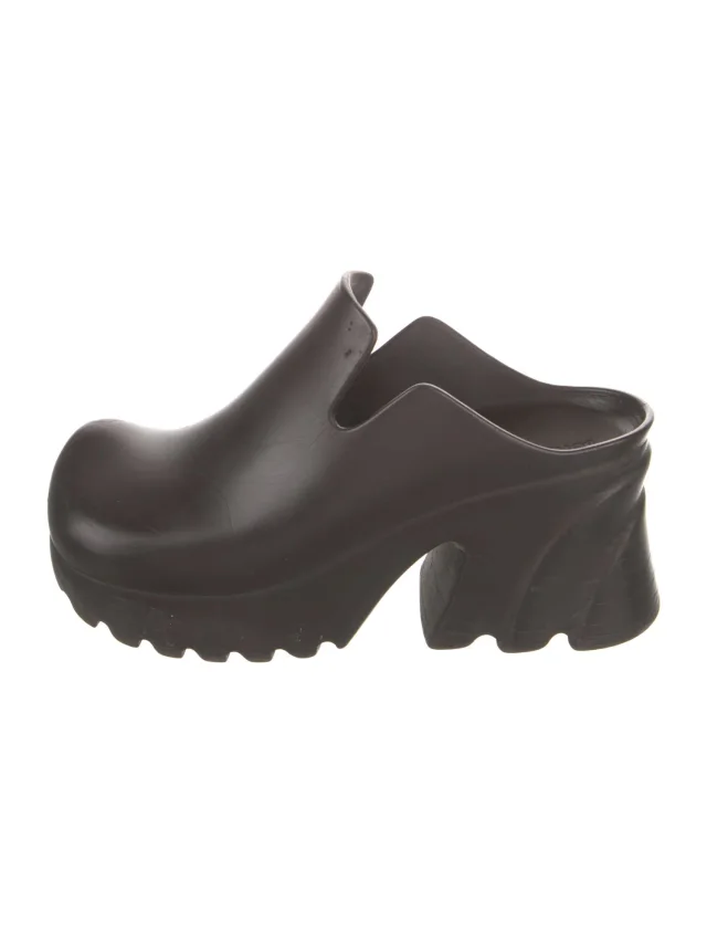 Bottega Veneta Rubber Oxfords in brown|red from The RealReal