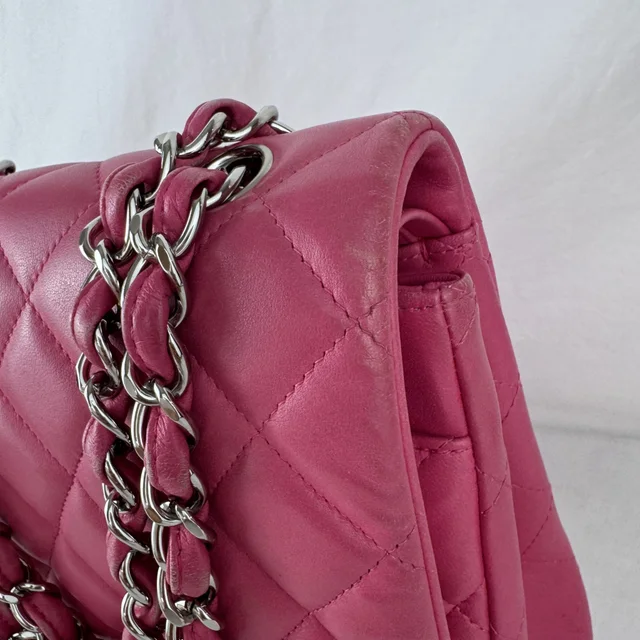 Chanel Maxi Classic Double Flap Bag in Metal, quilted lambskin from Reowned, photo 5 of 12