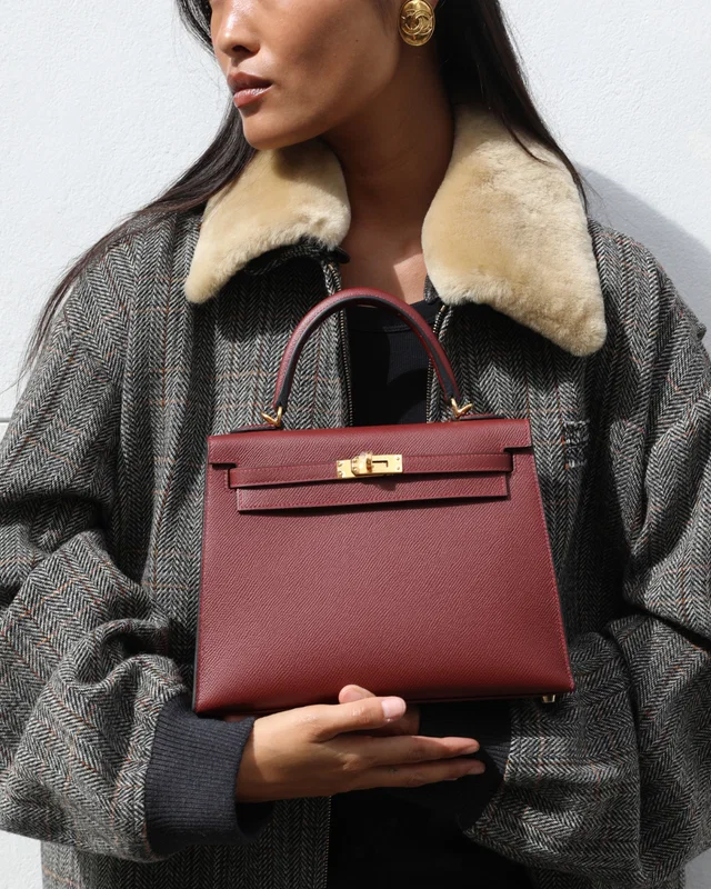 Hermès Kelly 25 Sellier Bag in Burgundy Epsom leather from Sellier