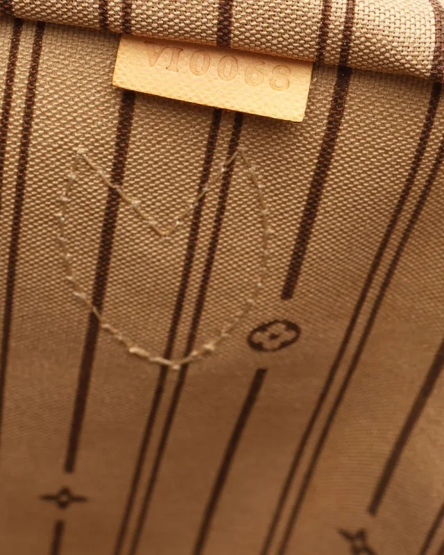 Louis Vuitton Monogram Neverfull PM Tote Bag in Coated canvas from A Retro Tale, photo 11 of 12