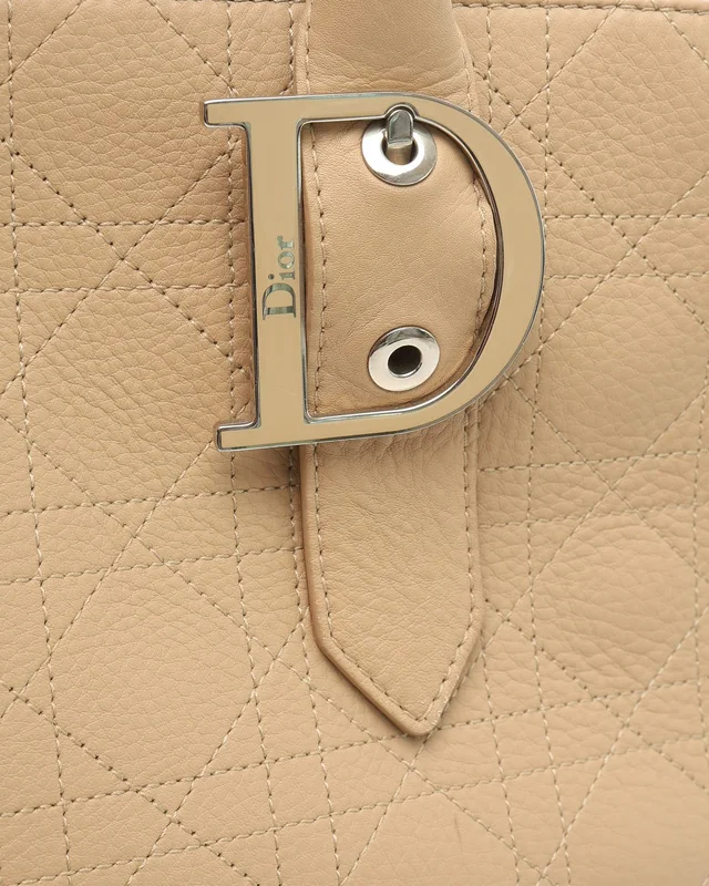 Dior Cannage D Buckle Tote Shoulder Bag in Leather from A Retro Tale, photo 6 of 13