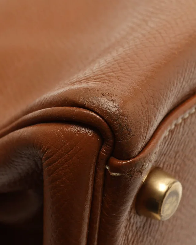 Hermès Kelly 32 Retourne Courchevel Bag in Leather from A Retro Tale, photo 7 of 10