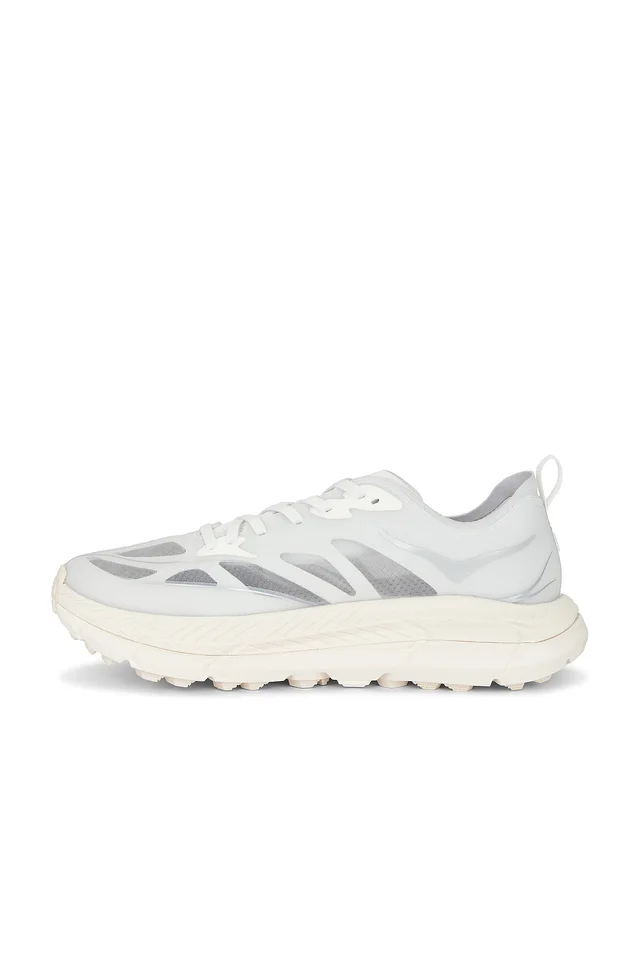 HOKA U Mafate Speed 4 Lite in Frost & Cosmic Grey, photo 5 of 6 from REVOLVE (Canada)